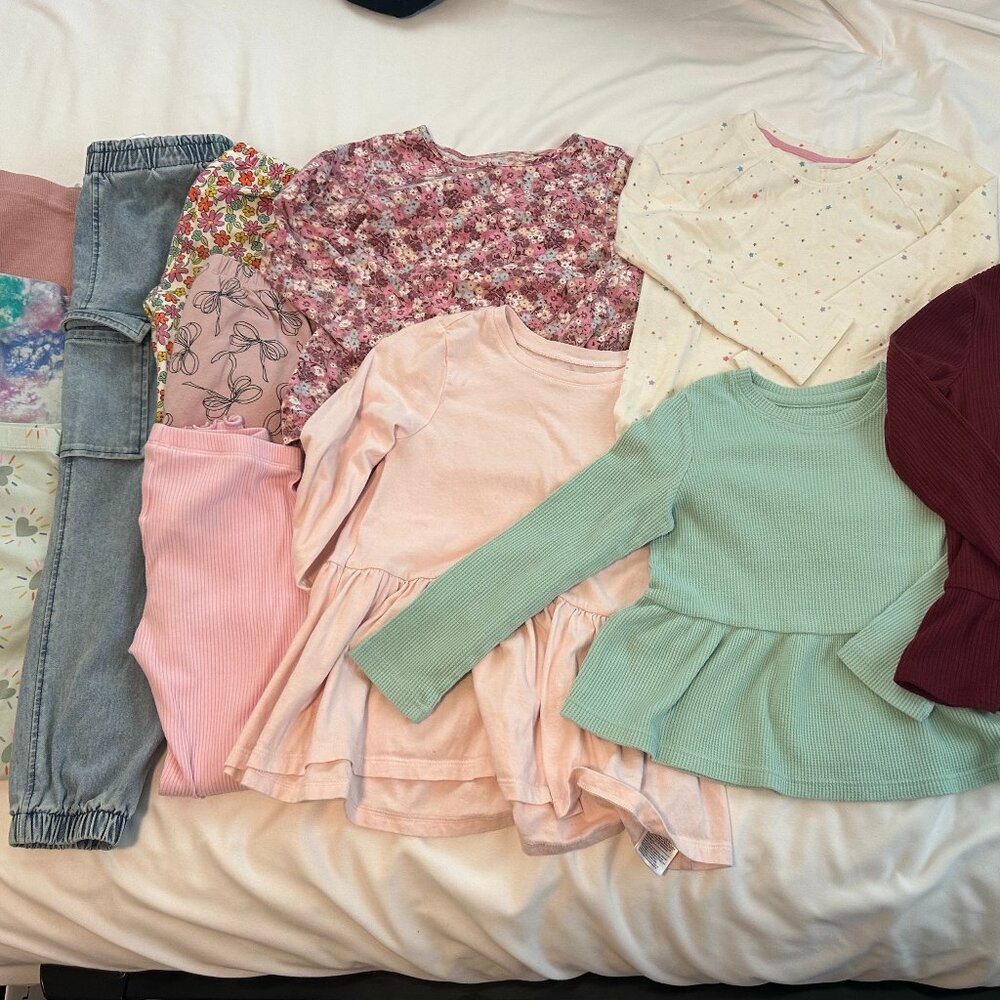 Girls Fall/Winter Bundle (10 pcs) – Sizes 5T & S, Gap, H&M, Cat & Jack